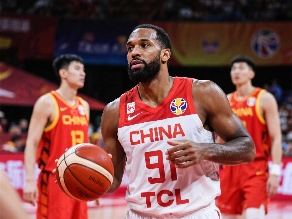 中国男篮归化新策略:俱乐部主导,锁定核心控球手 中国男篮归化新策略:俱乐部主导,锁定核心控球手